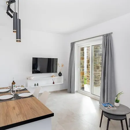 Naxos Cube Villa Panoramic Views Maisonette With Sea View 2 Min Walk To Plaka Beach Apartment