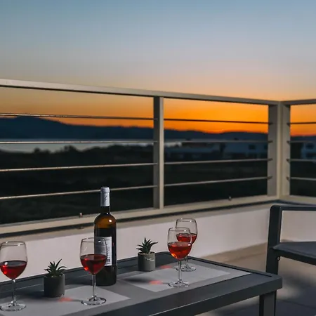 Naxos Cube Panoramic Views Maisonette With Sea View 2 Min Walk To Plaka (Naxos)